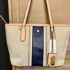 Crown & Ivy Beige and Navy Tote with Pineapple Charm
